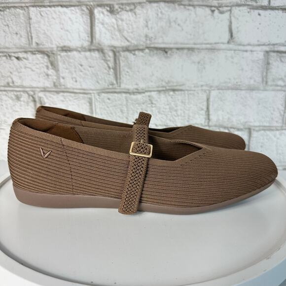 Vivaia Flats Margot Mary Janes Flats with Buckle Washable Square toe 8.5 / 39.5 - Picture 2 of 9